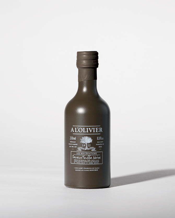 Huile d'olive infusée saveur Truffe Noire
