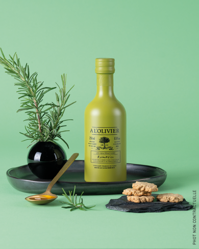 Rosemary aromatic olive oil