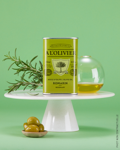 Rosemary aromatic olive oil