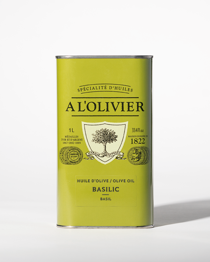 Aceite de oliva infusionado con albahaca